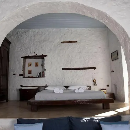 Villa Historical Stone Manor-upper Floor