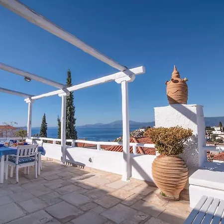 Historical Stone Manor-upper Floor * İdra